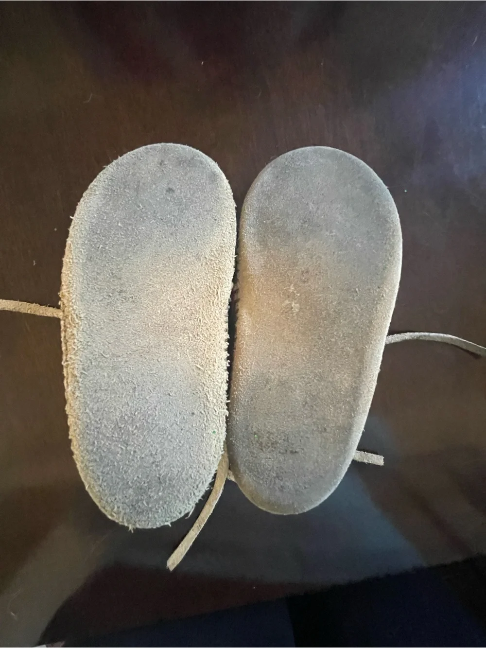 VINTAGE Kids Size 10 Minnetonka Tan Suede Beaded Moccasin with Leather Soles